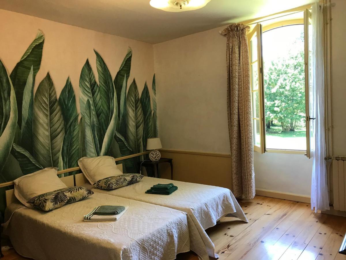 Bed and Breakfast Domaine Des Chabriers Ourches Экстерьер фото