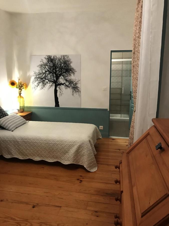 Bed and Breakfast Domaine Des Chabriers Ourches Экстерьер фото