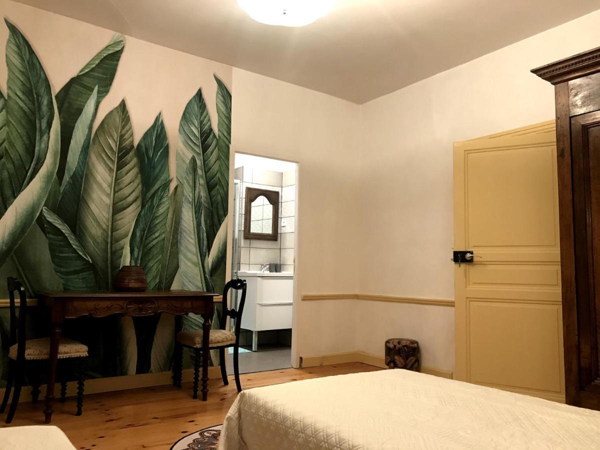 Bed and Breakfast Domaine Des Chabriers Ourches Экстерьер фото