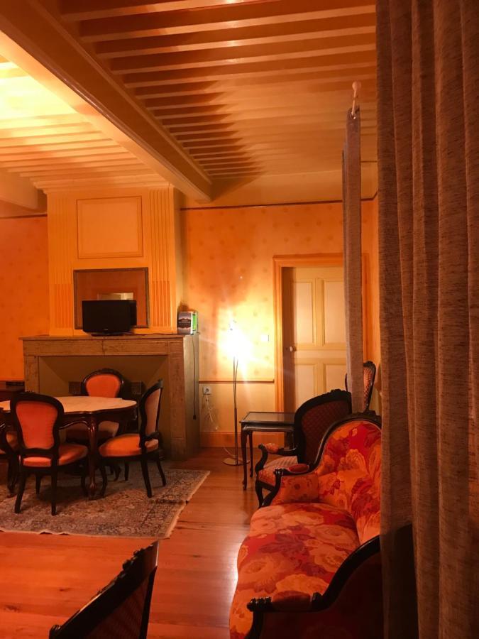 Bed and Breakfast Domaine Des Chabriers Ourches Экстерьер фото