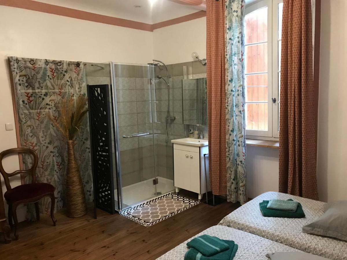 Bed and Breakfast Domaine Des Chabriers Ourches Экстерьер фото