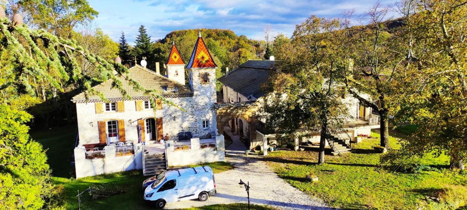 Bed and Breakfast Domaine Des Chabriers Ourches Экстерьер фото